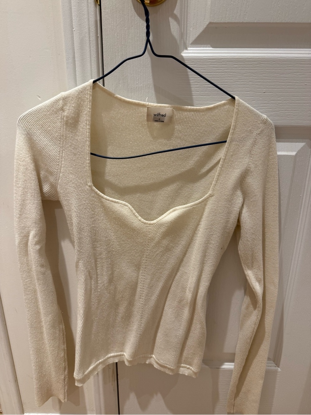 Wilfred Cream Ribbed Long-Sleeve Scoop Neck Top